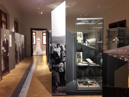 Život v týlu / Das Leben im Hinterland